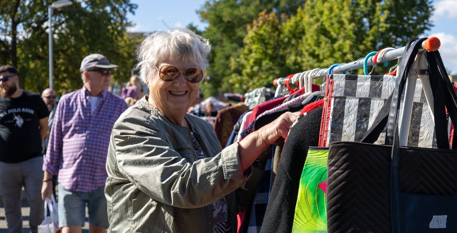Agneta Stolpe, en av loppisens återkommande deltagare.