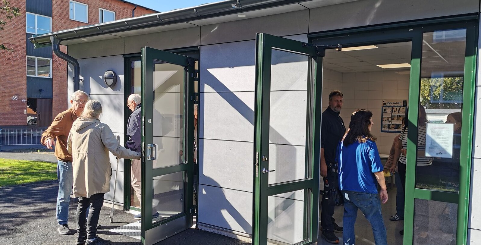 Tvättstugan på Grönbetesvägen 71 upplevs ljus trygg och lättillgänglig